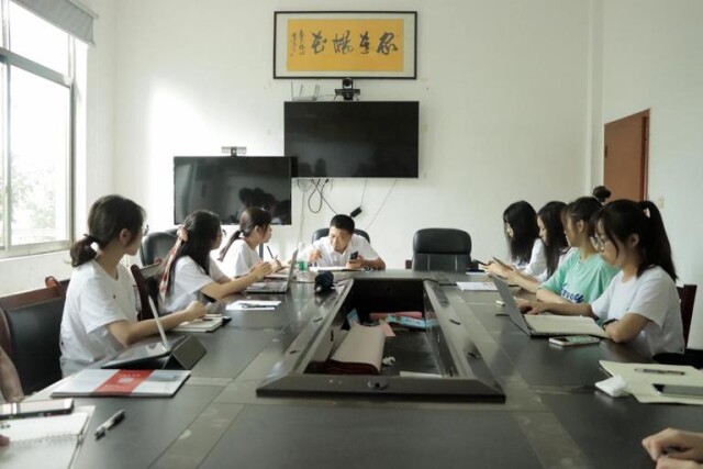 助力乡村振兴 安博线上平台文学院开展三下乡教学与调研活动