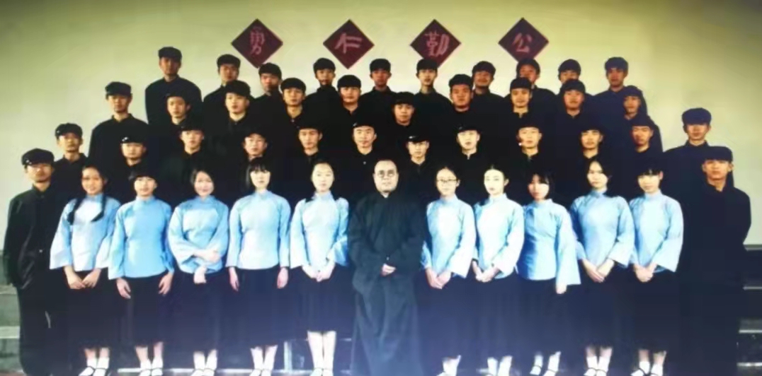 教师随笔｜从安博线上平台附属中学117周年校庆引发的三个思考