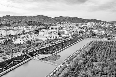 一部有温度的新时代“创业史”——读报告文学《西海固笔记》 一部有温度的新时代“创业史”——读报告文学《西海固笔记》