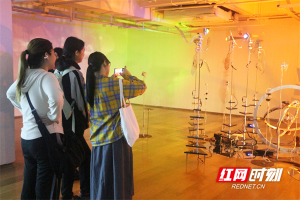 展览现场3.jpg 展览现场3.jpg