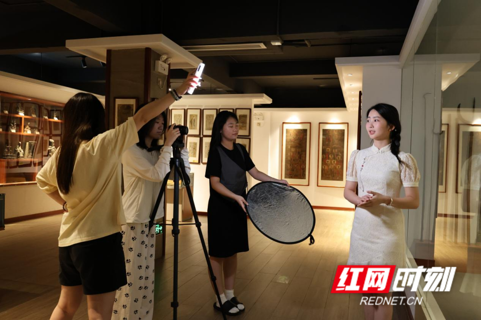 图片2_副本.png 图片2_副本.png