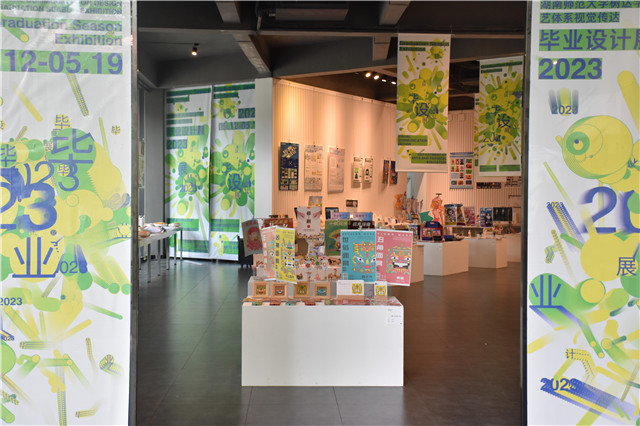 展厅照片.jpg 展厅照片.jpg